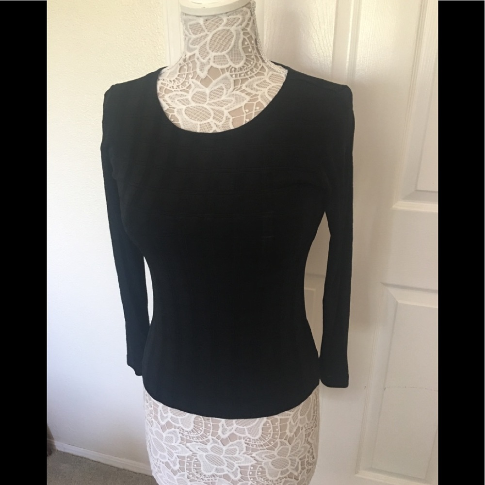 Chico’s size 0 black top